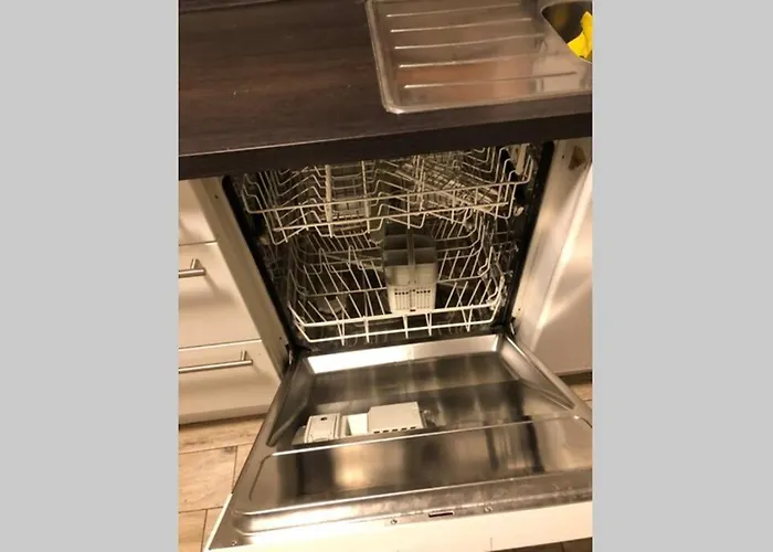 Gemuetliche 3-zkb Wc Souterrainwohnung In Bestlage Appartement Hamburg-Harburg
