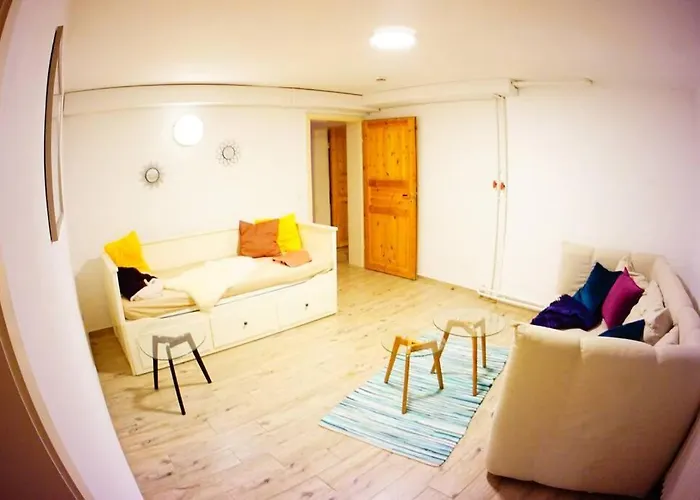 Gemuetliche 3-zkb Wc Souterrainwohnung In Bestlage Appartement Hamburg-Harburg