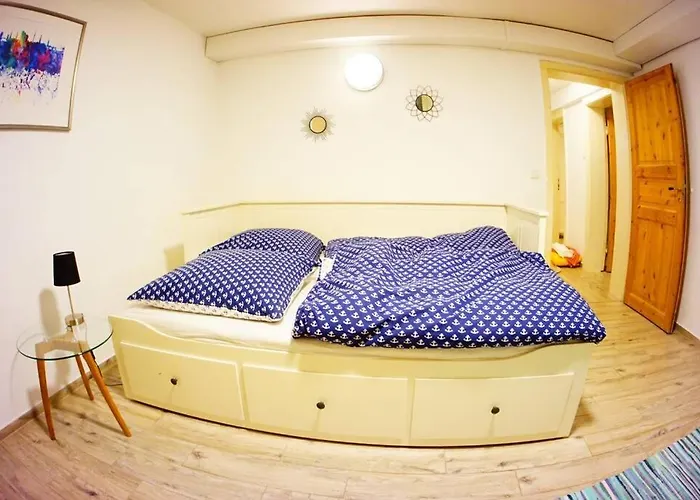 Gemuetliche 3-zkb Wc Souterrainwohnung In Bestlage