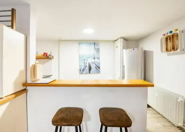Gemuetliche 3-zkb Wc Souterrainwohnung In Bestlage Appartement *