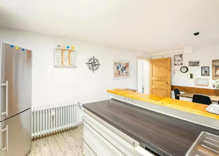 Gemuetliche 3-zkb Wc Souterrainwohnung In Bestlage Appartement Hamburg-Harburg