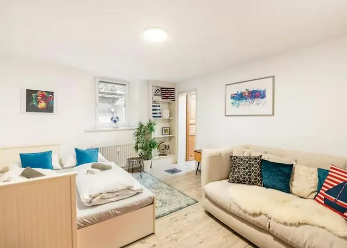 Appartement Gemuetliche 3-zkb Wc Souterrainwohnung In Bestlage